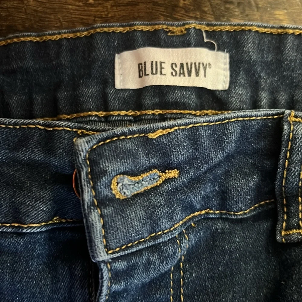 Women’s distressed skinny jeans - Blue Savvy brand Size 15/32 - Picture 2 of 8